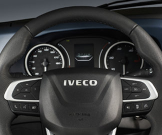 IVECO Daily Transporter mit Lederlenkrad